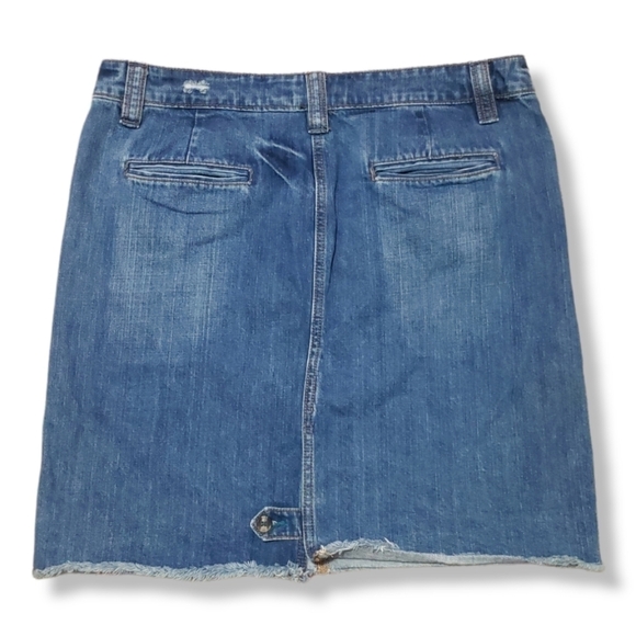 Old Navy Denim Skirt - Picture 2 of 5